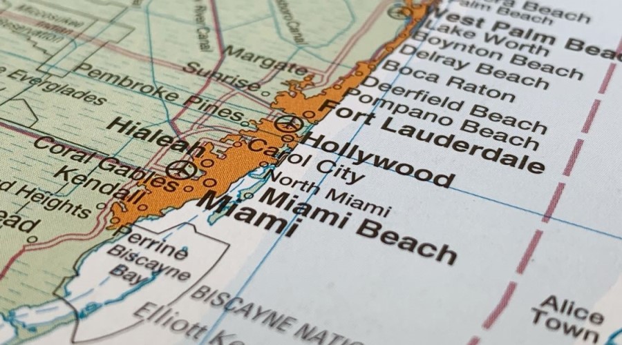 map of south florida coast_shutterstock_2395594883-2 900x500